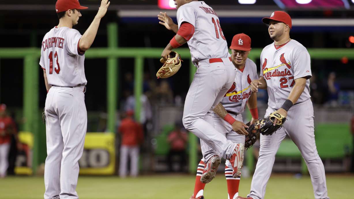 Sloppy Marlins lose to Masterson, Cardinals 5-2