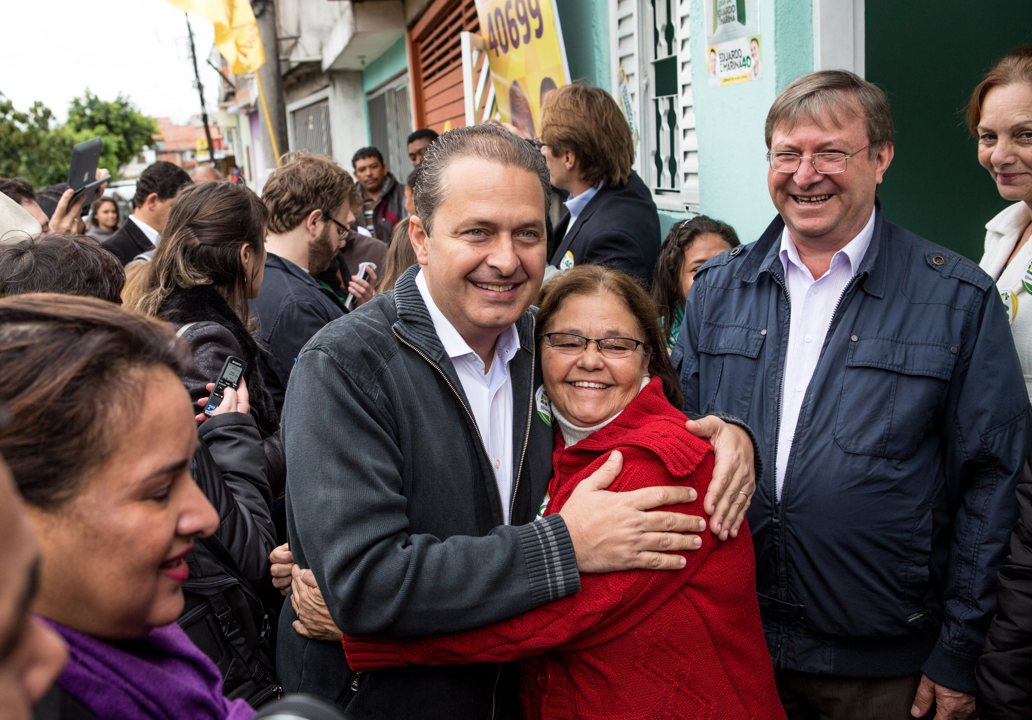 Candidate's sudden death transforms Brazil race