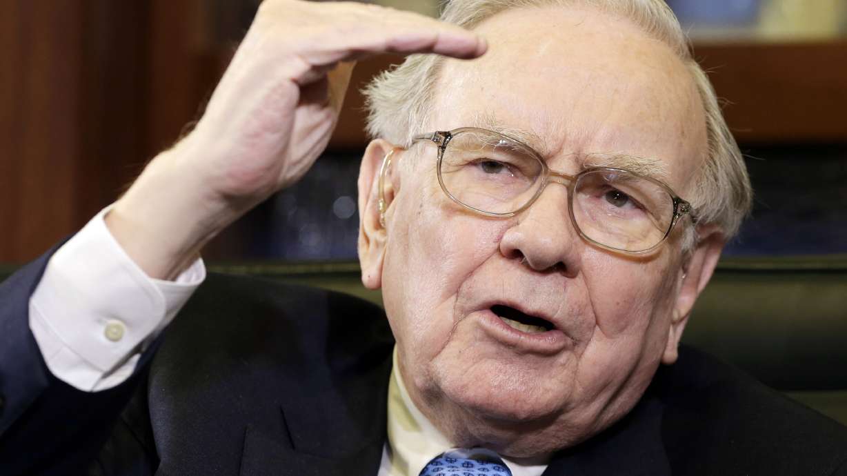 Berkshire Hathaway stock tops $200,000
