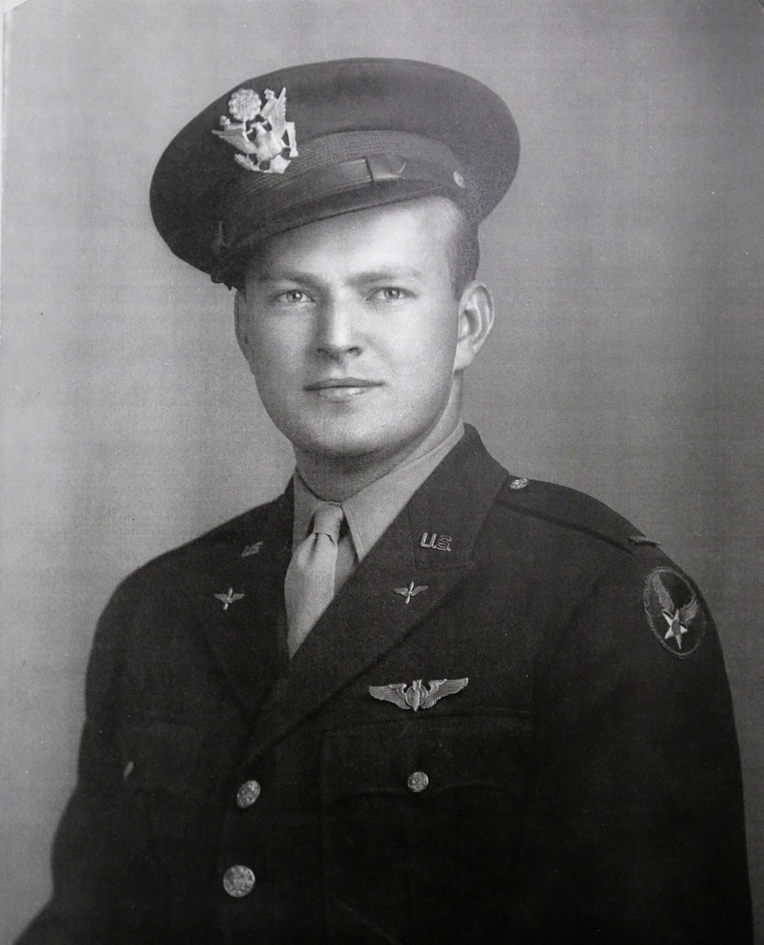 Utah WWII veteran’s family awarded Distinguished Flying Cross | KSL.com