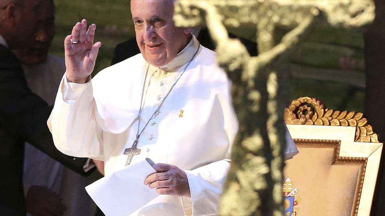 Pope's English on display for first time in SKorea