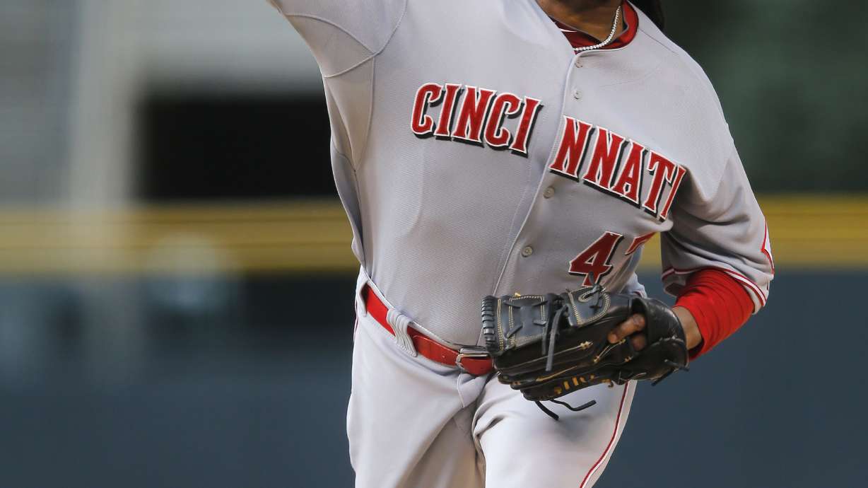 Arenado homers, but Rockies fall to Reds 3-2