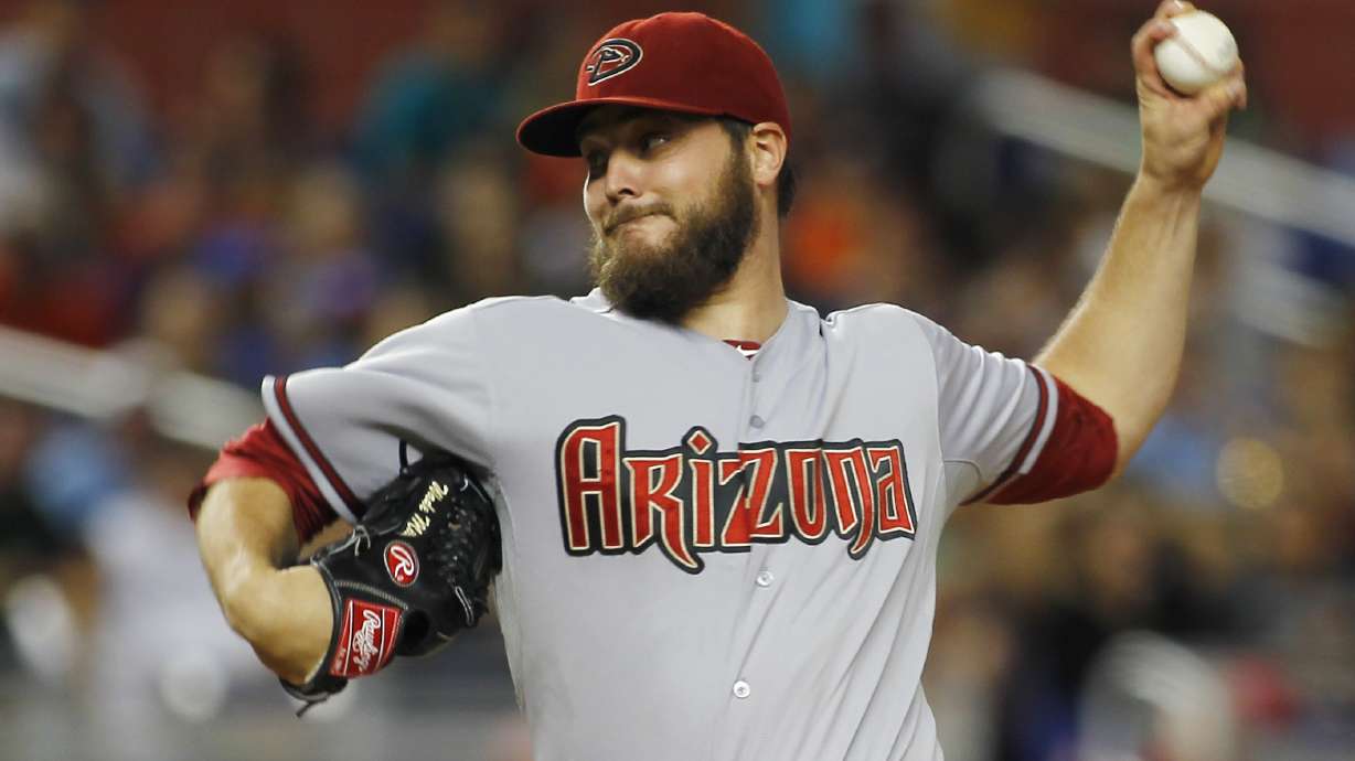 Alvarez makes successful return in Marlins' win