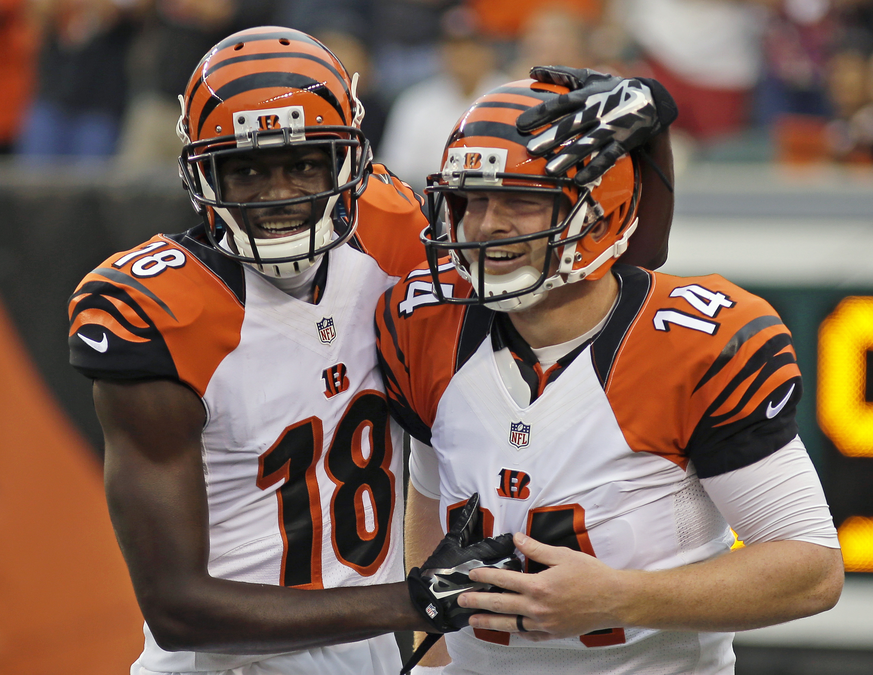 Dalton perfect, Jets rally to beat Bengals 25-17