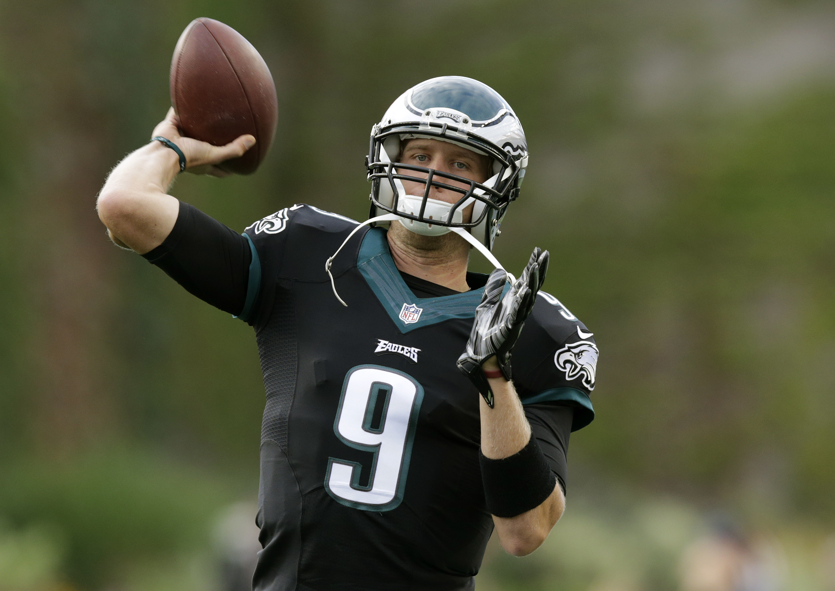 Eagles' Foles shakes off bad game, back on track