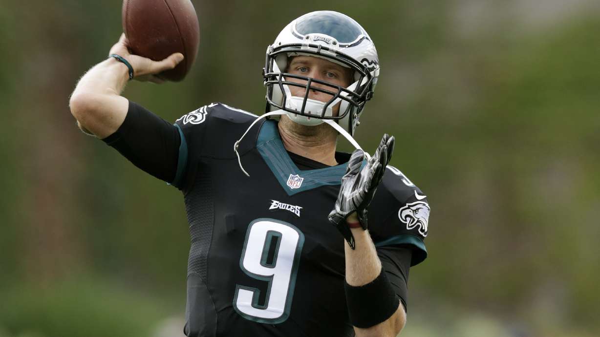 Eagles' Foles shakes off bad game, back on track