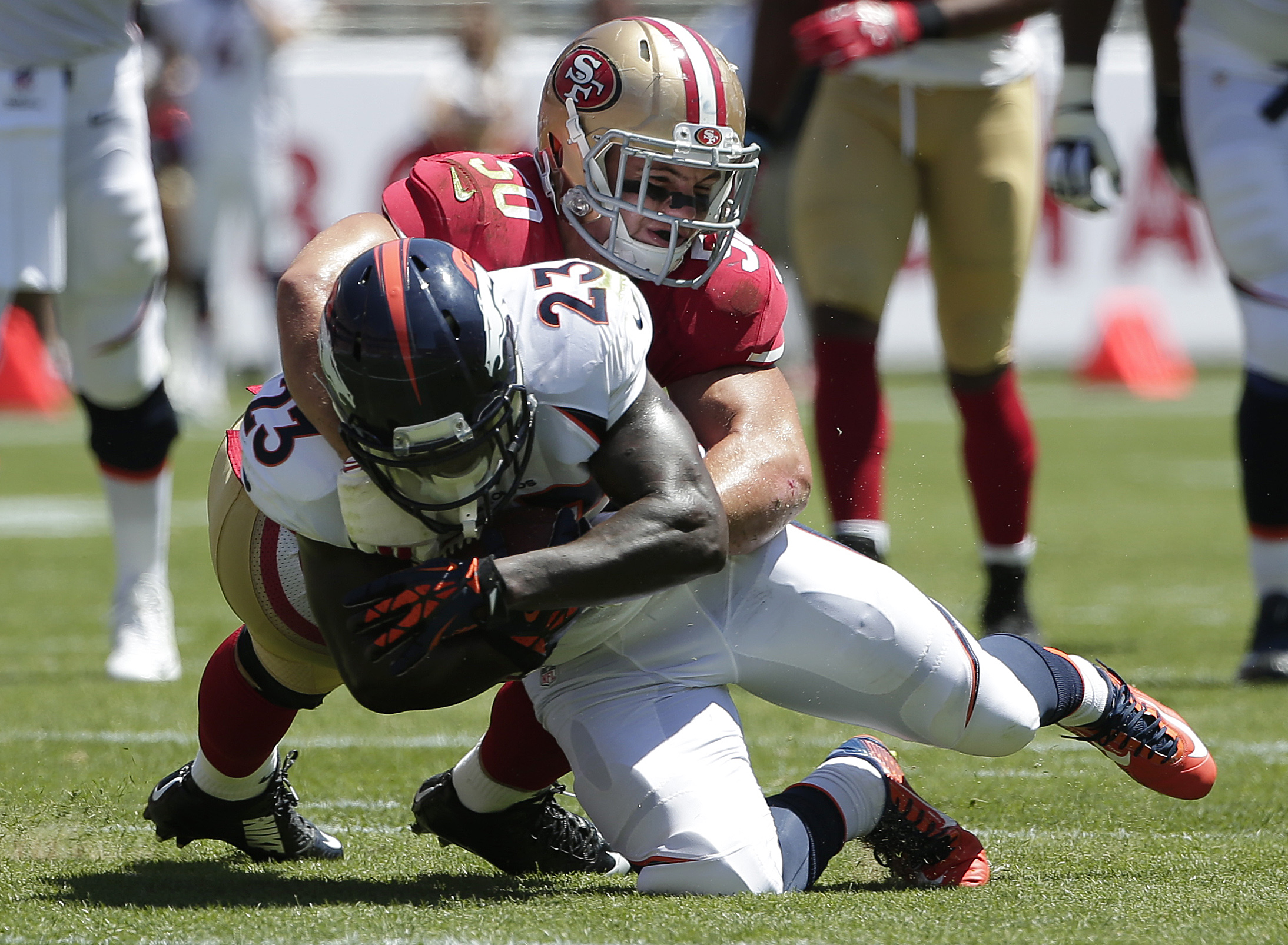 49ers shut out by Broncos in Levi's Stadium debut