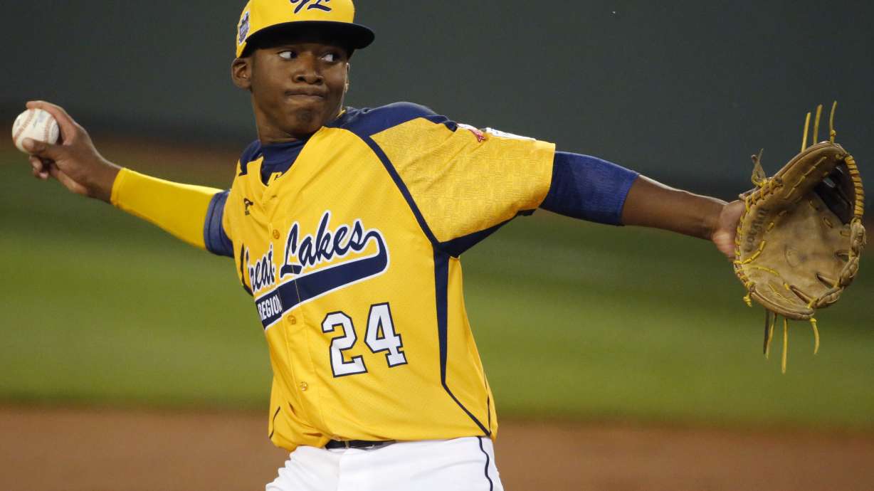 Chicago edges Cumberland 8-7 in LLWS