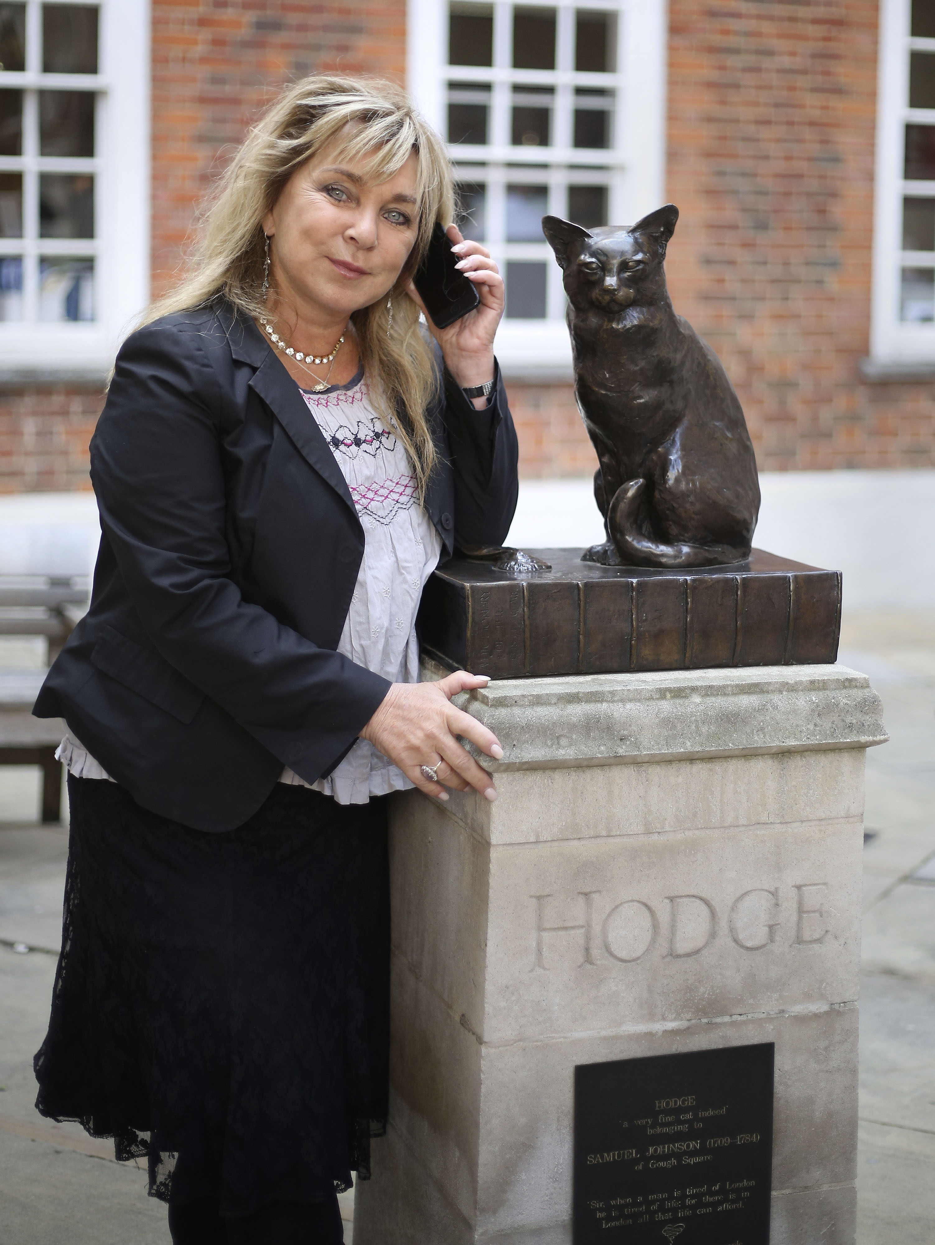 Ring, ring: London statues want to talk to you