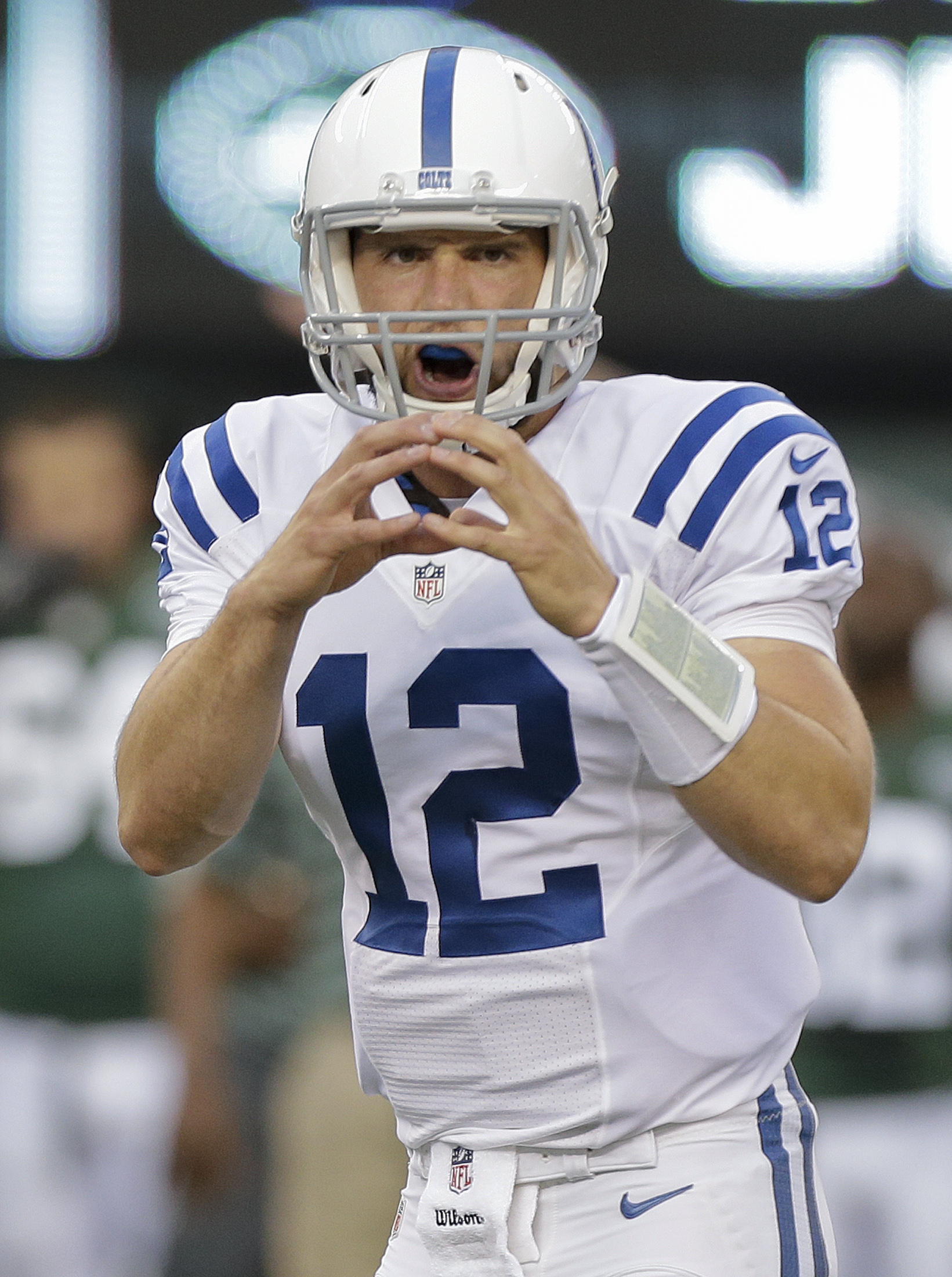 Colts ready to defend 1st division title with Luck