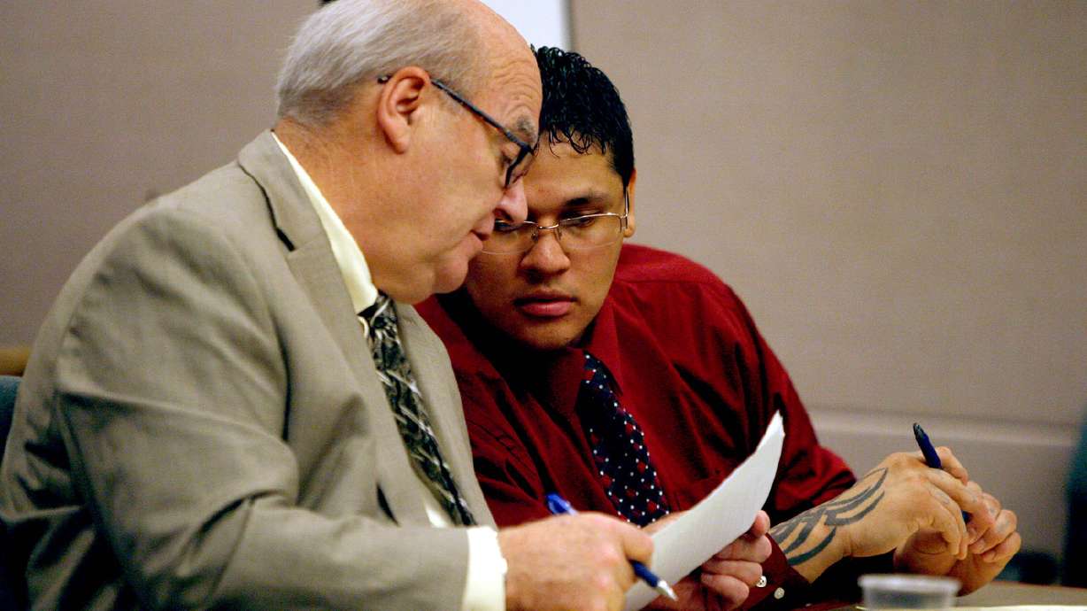 Bullet fragment under victim was fired from recovered gun, expert testifies