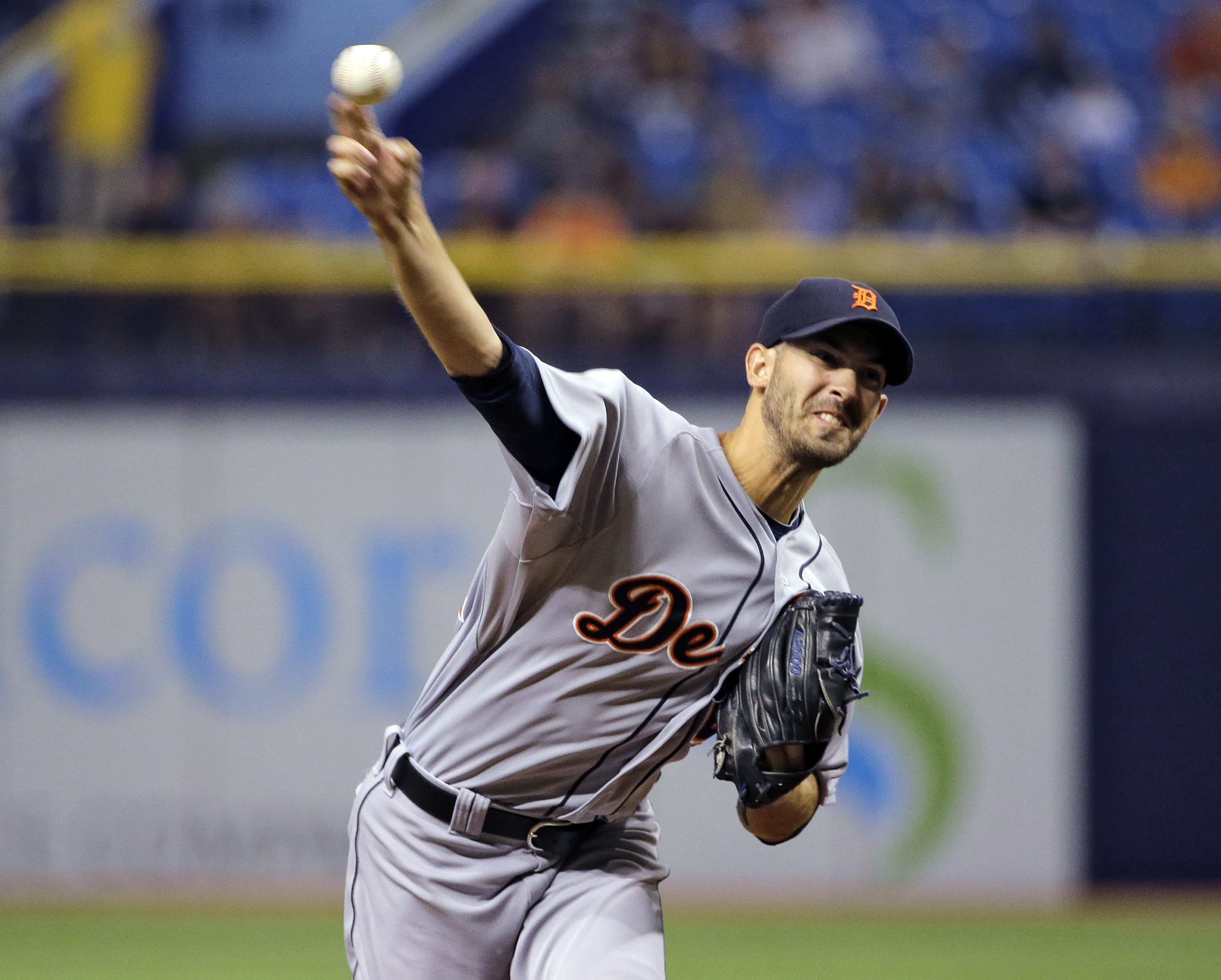 Porcello pitches 3-hitter, leads Tigers over Rays