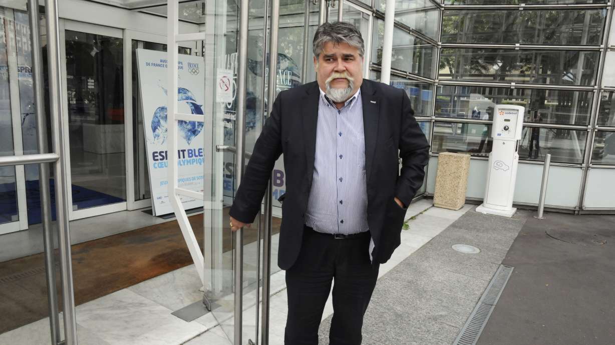 Column: In France, a small team makes a big point