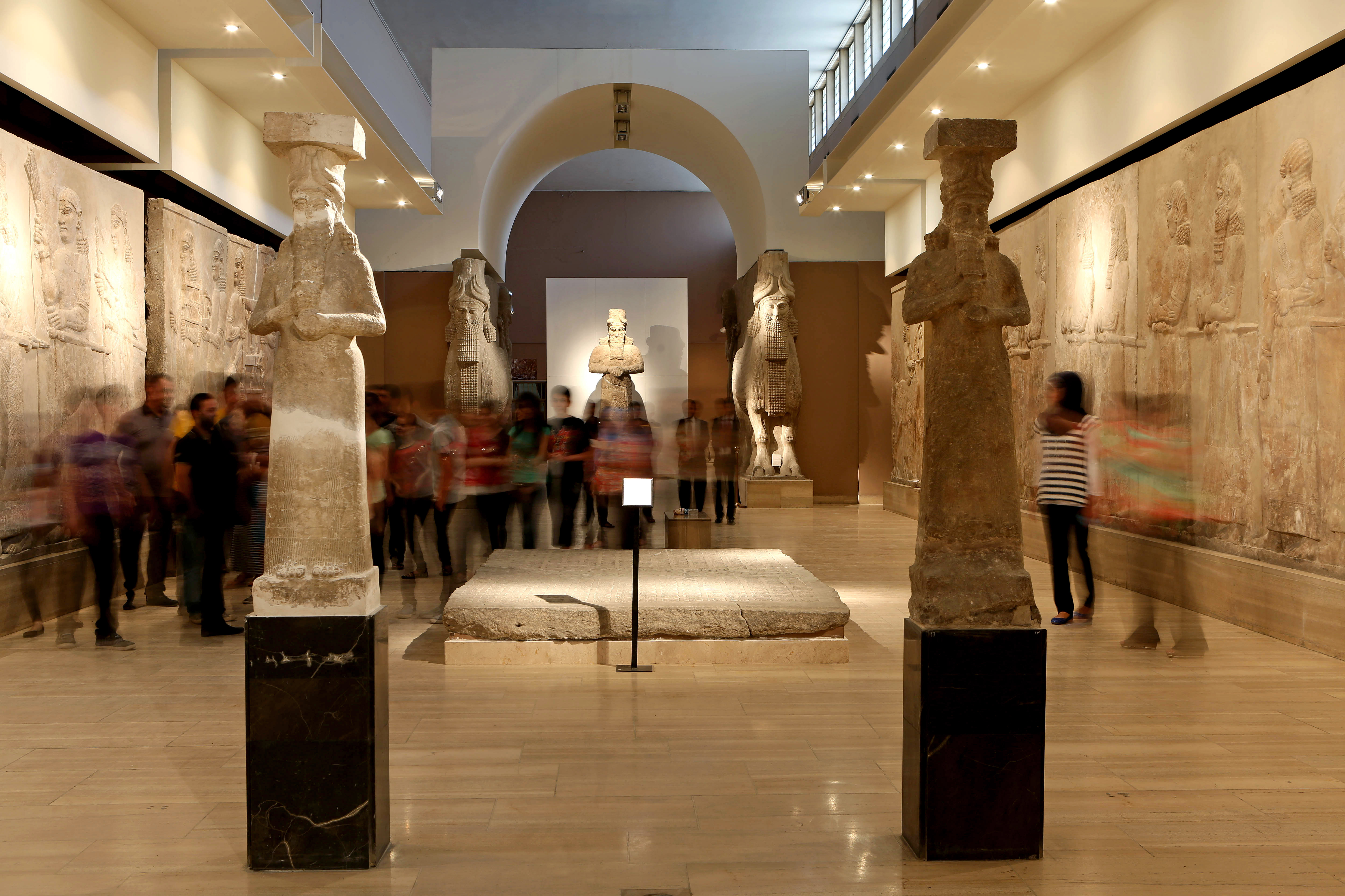 Iraq museum inaugurates 2 halls of statues