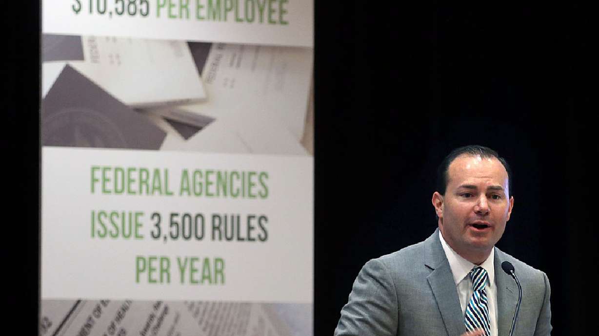 Sen. Mike Lee criticizes govt. regulation at Utah business summit