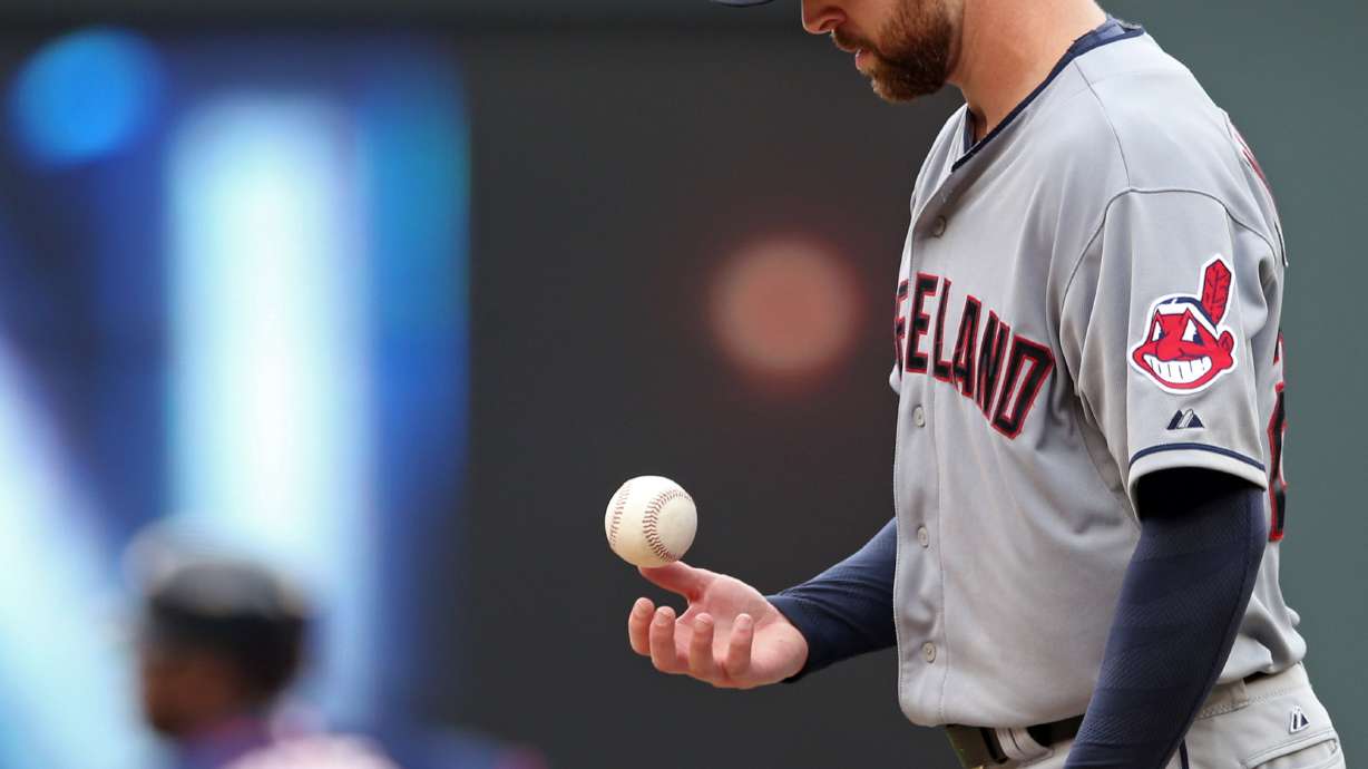 Kluber, Indians fail to sweep, fall 4-1 to Twins