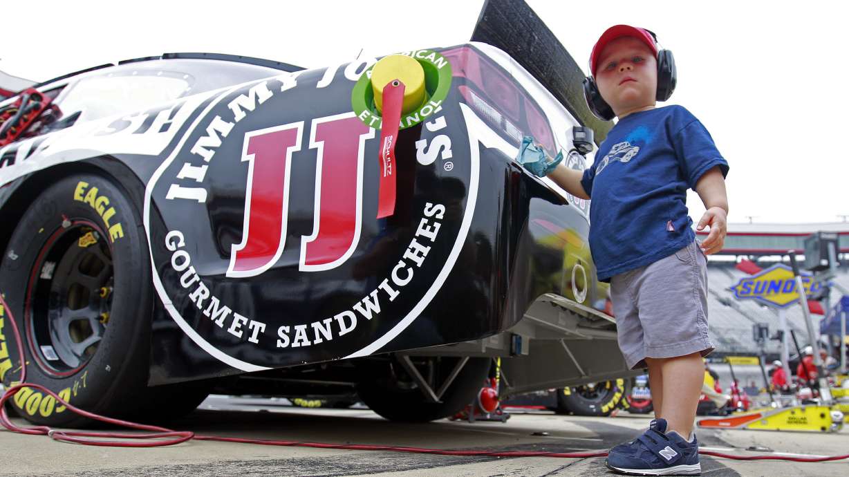 NASCAR moves Bristol spring race to mid-April