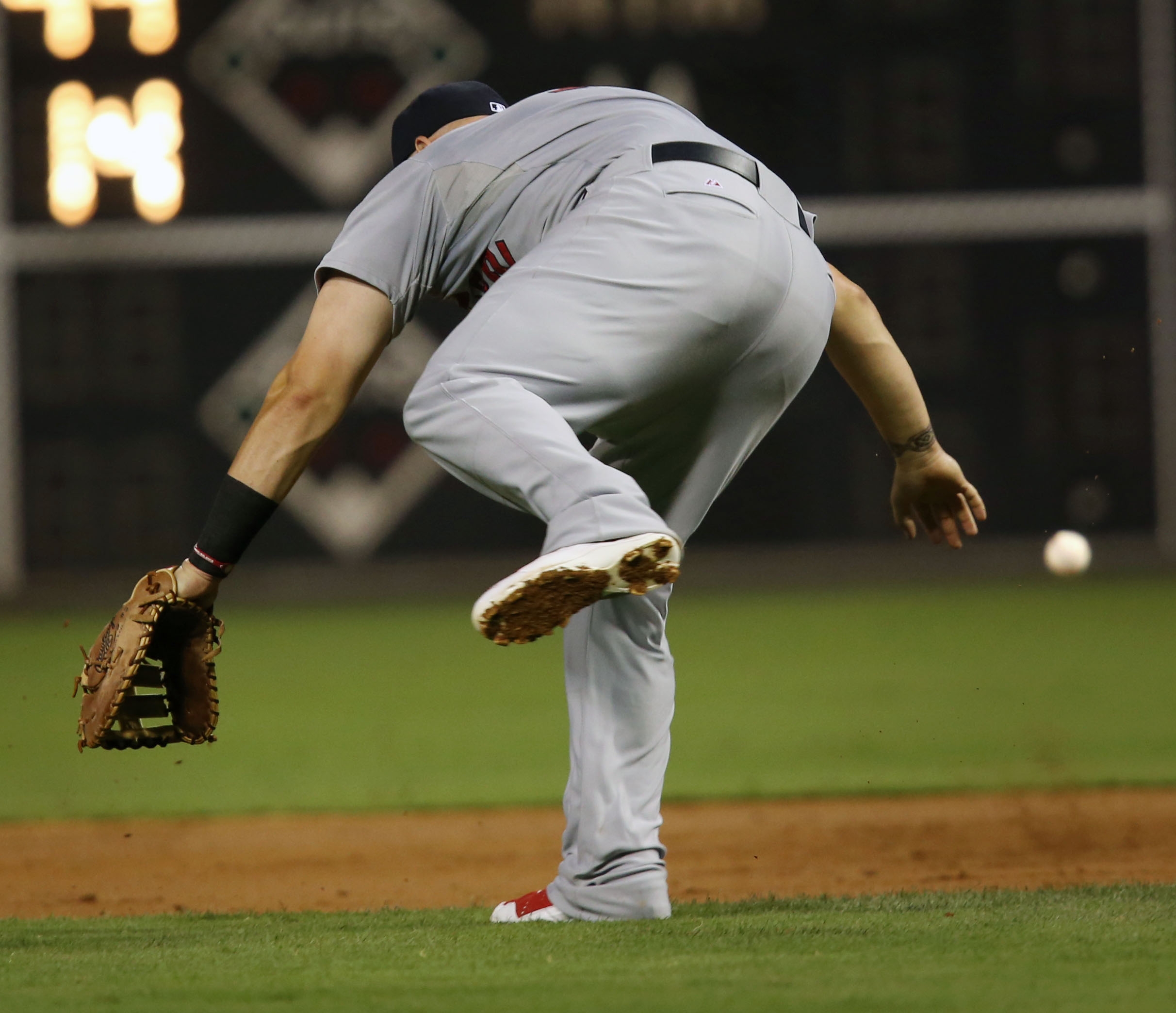 Cardinals fall short in 5-4 loss to Phillies