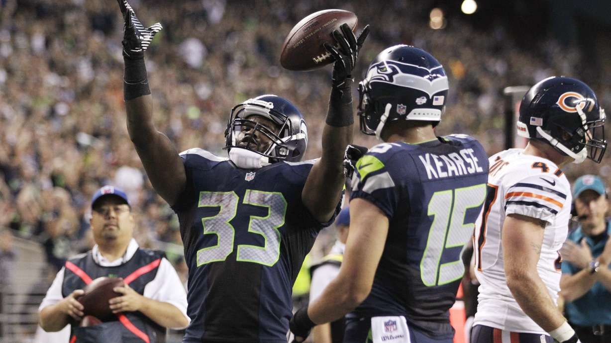 Seahawks use big first half to rout Bears 34-6