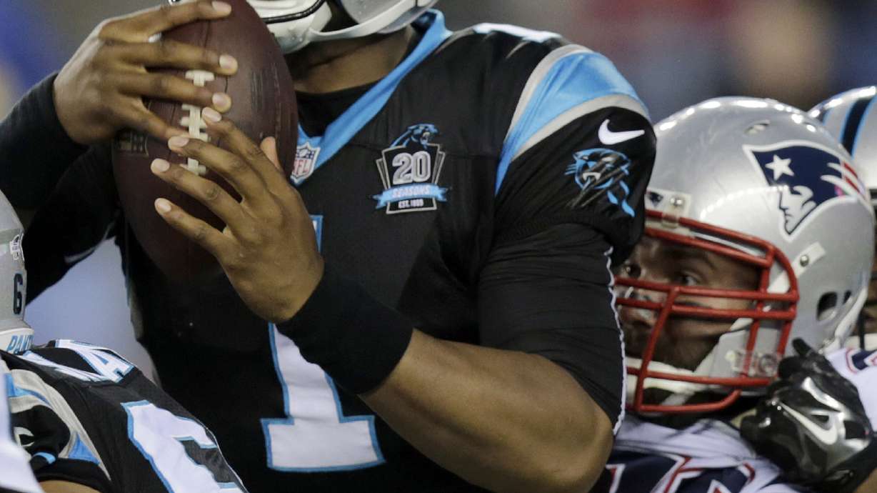 Panthers QB Newton has hairline rib fracture