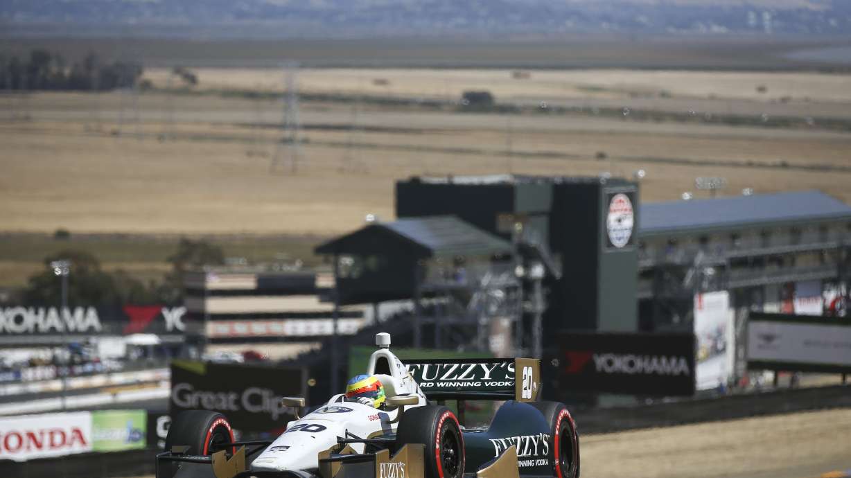 Dixon gets dramatic Sonoma IndyCar win; Power 10th