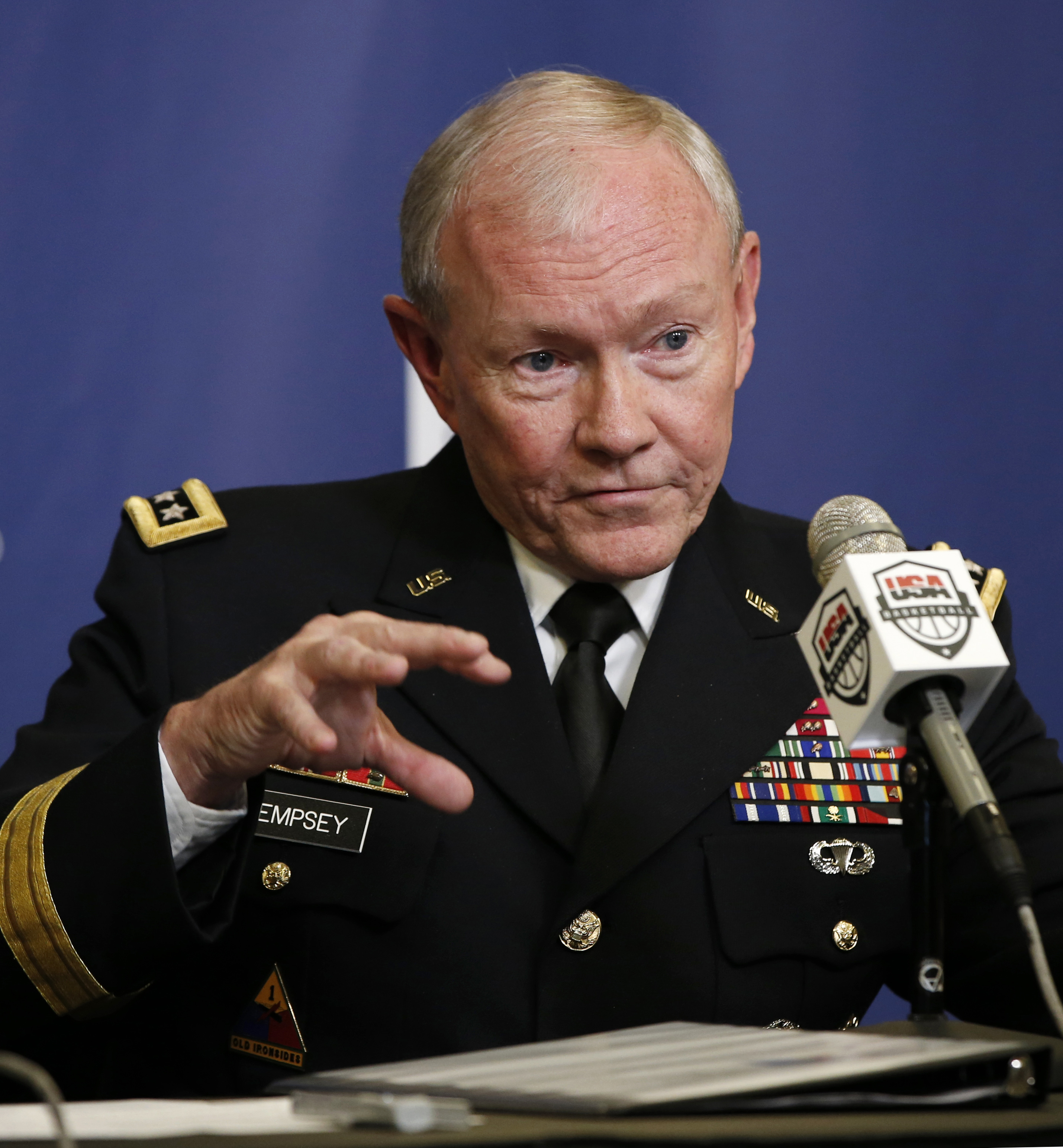 Dempsey in Afghanistan for transition talks