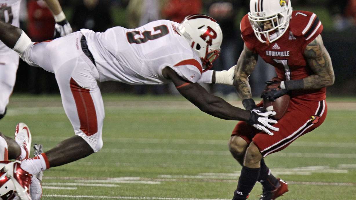 Rutgers' Longa happy at weak-side linebacker