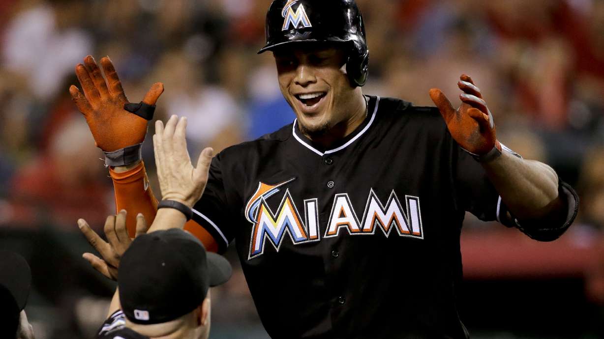 Stanton's 3-run HR helps Marlins beat Angels 7-1