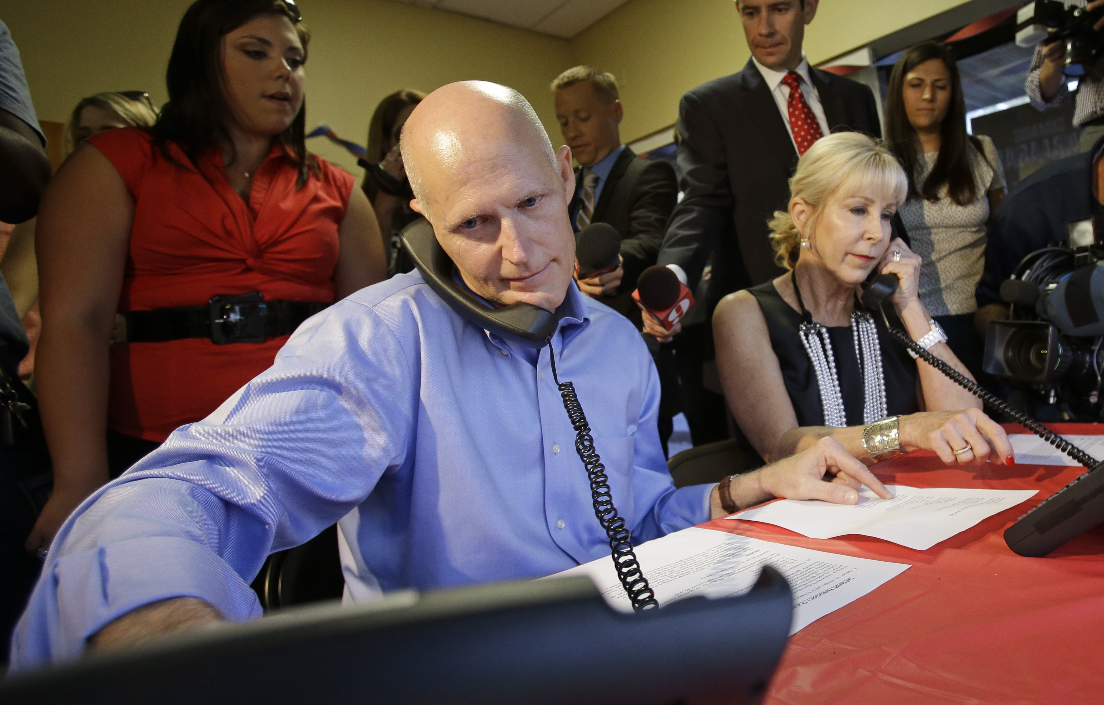 Florida, Arizona pick nominees for governor