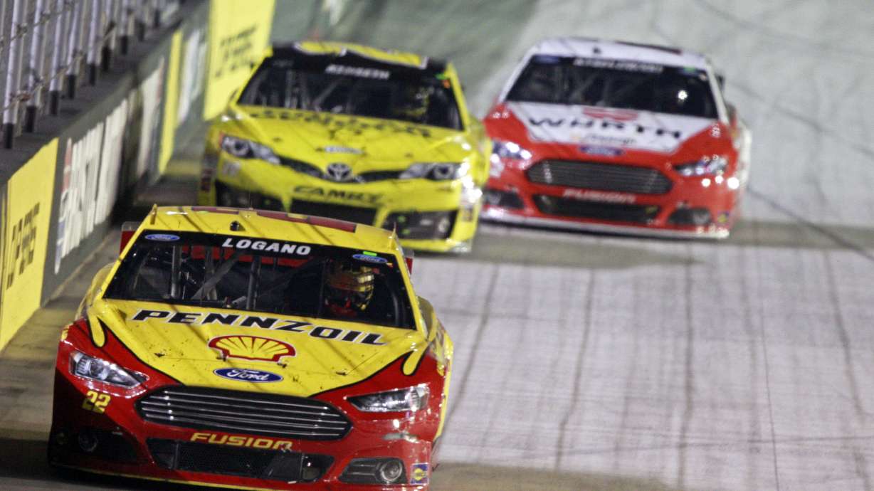 NASCAR's Kenseth behind anti-bullying kids' book