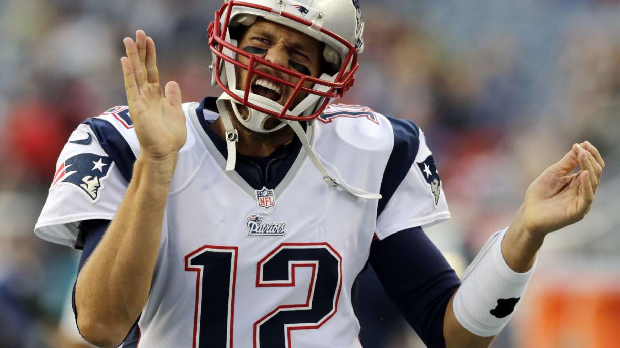 Gronk's health key to success of Patriots, Brady