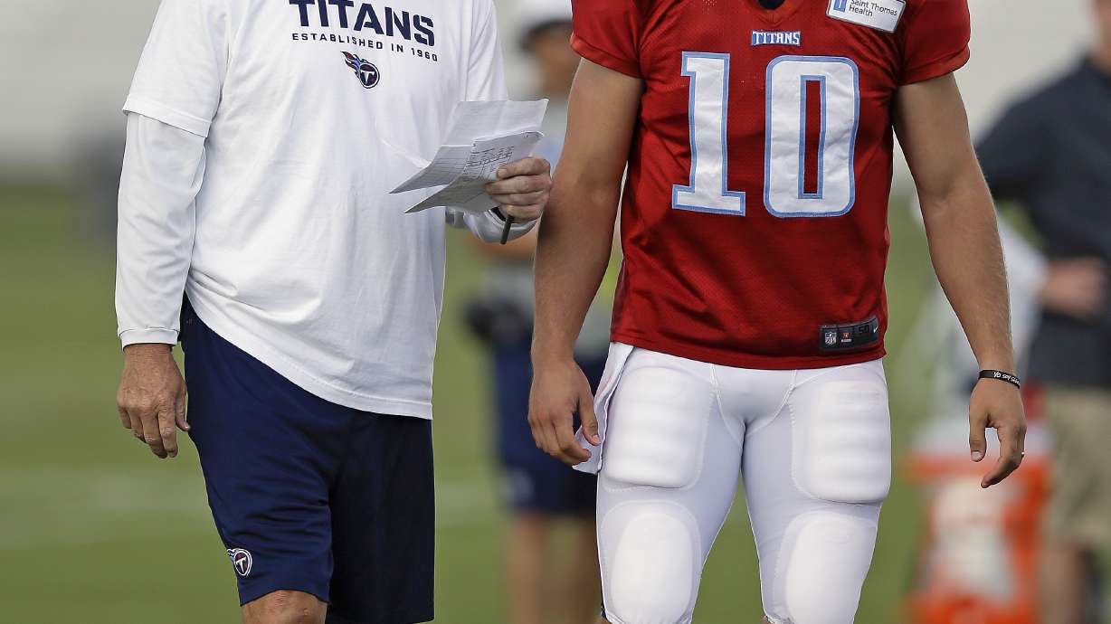 Titans, new coach eager to end playoff drought