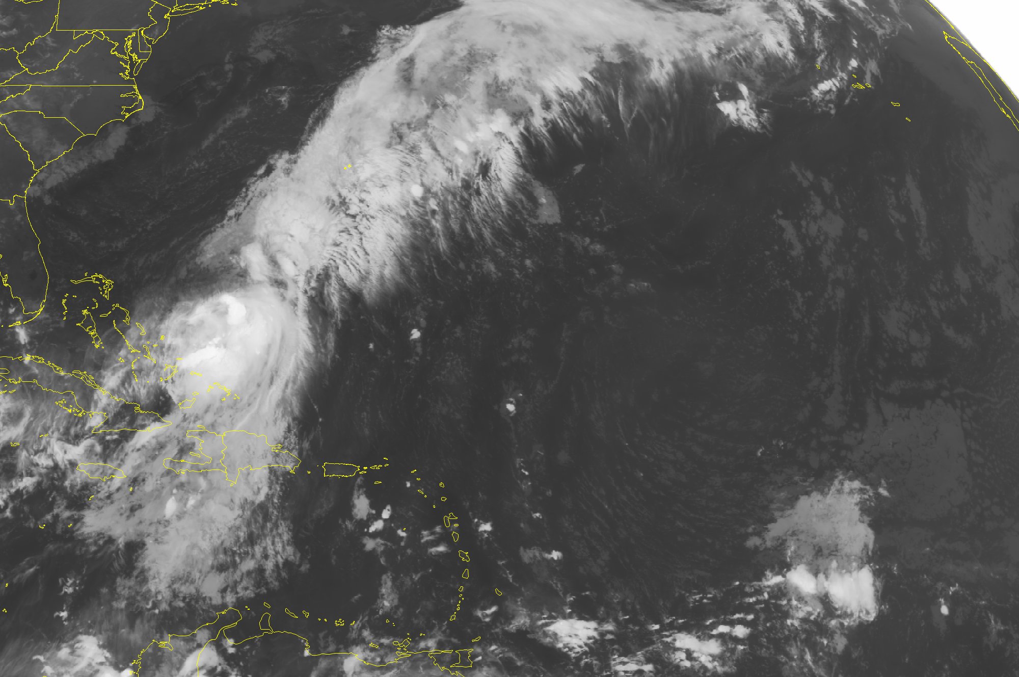 Hurricane Cristobal heads toward Bermuda
