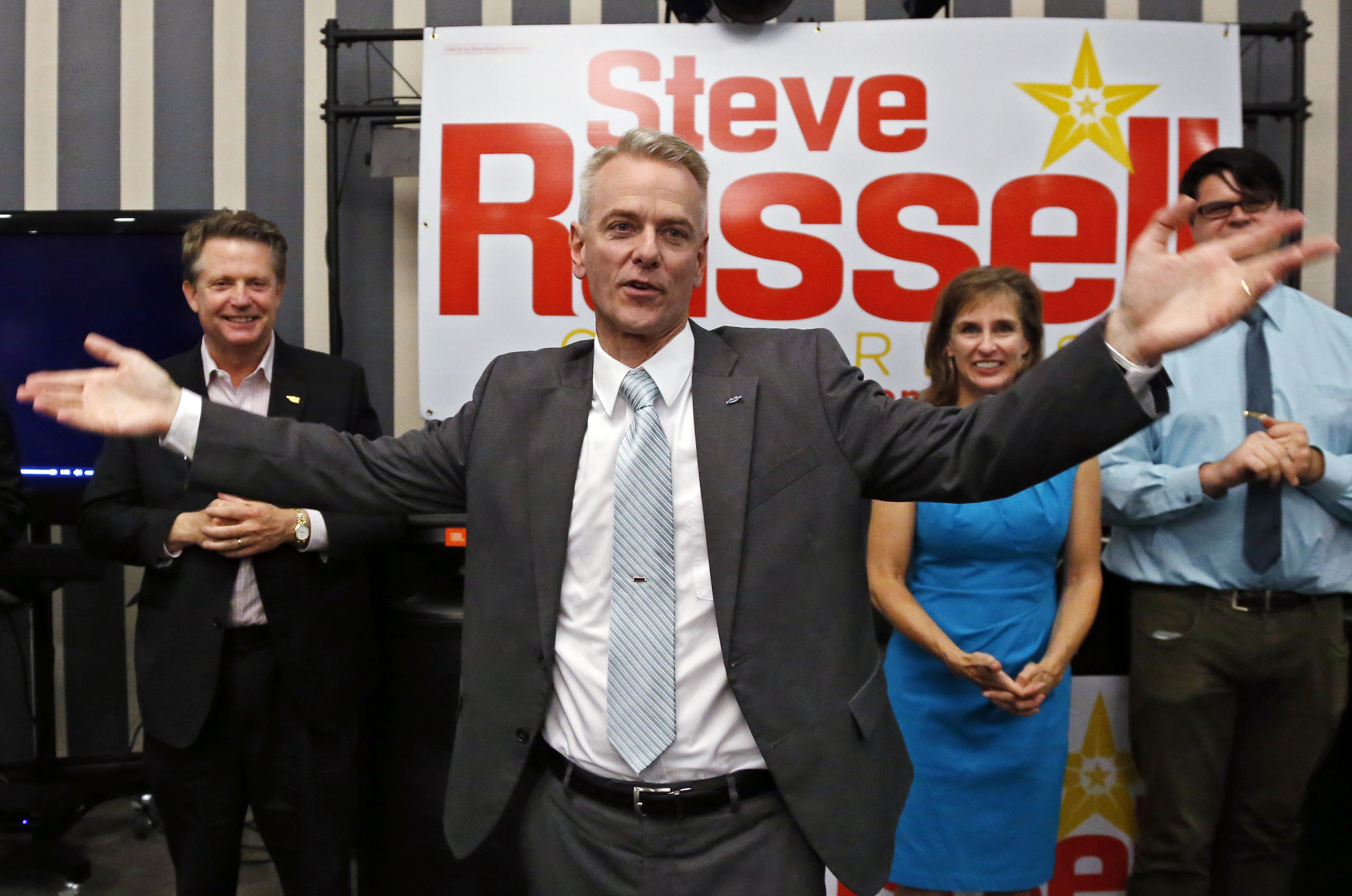 Florida, Arizona pick nominees for governor
