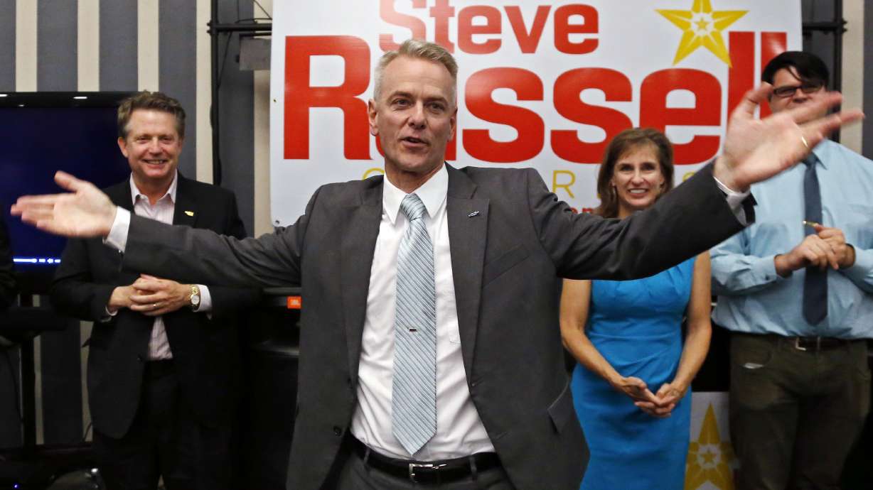 Florida, Arizona pick nominees for governor