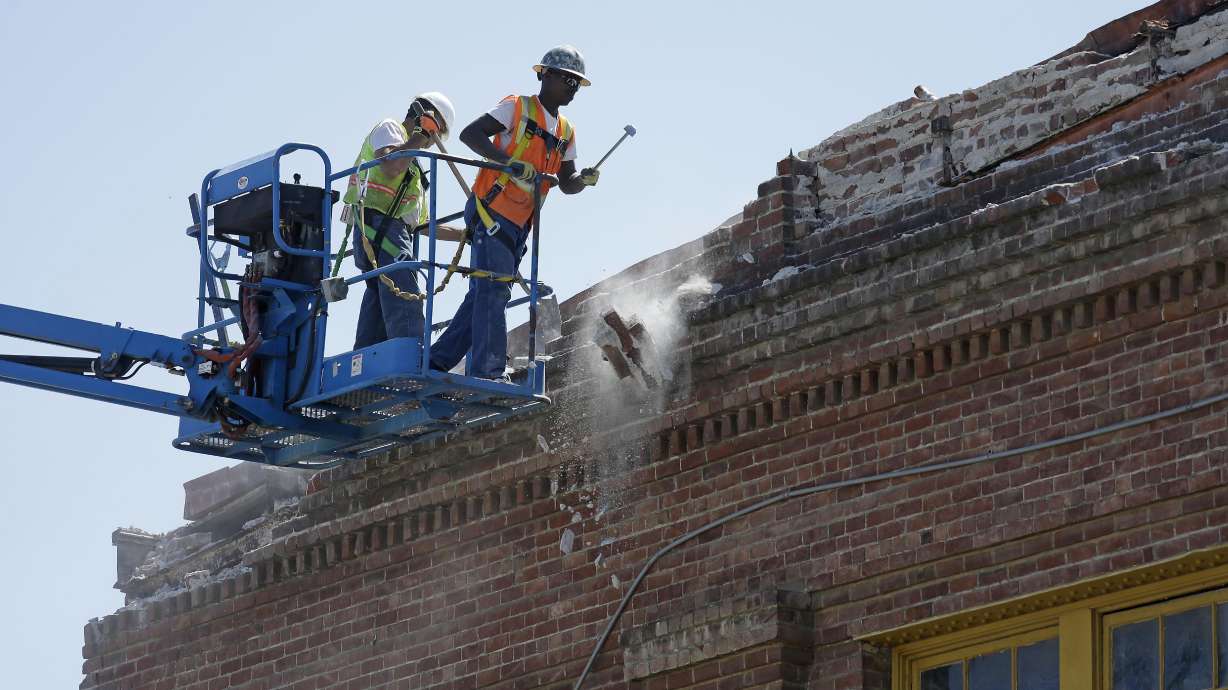 Quake is major test for hard-luck California city