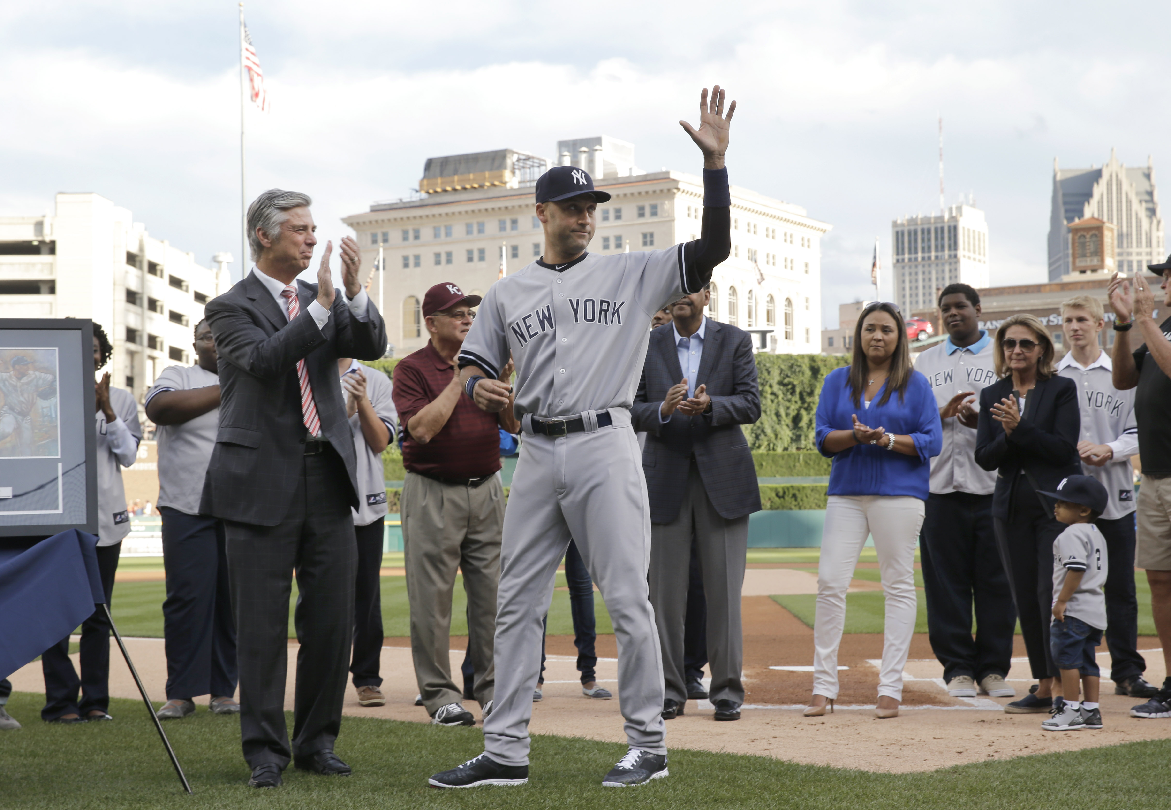 Yankees chase Price in 3rd, beat Tigers 8-4