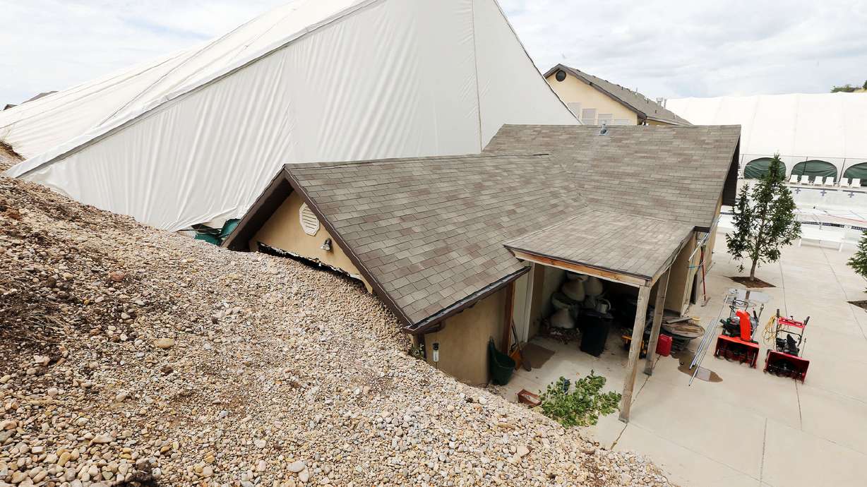 Donaciones para la familia peruana que perdió su casa en un derrumbe de tierra ya sobrepasa los $300,000