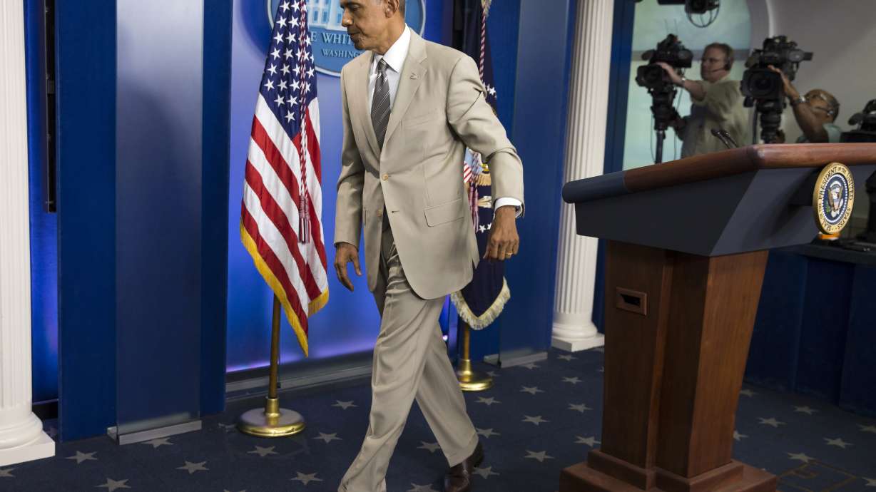 Tongues wag over Obama's audacity to wear taupe