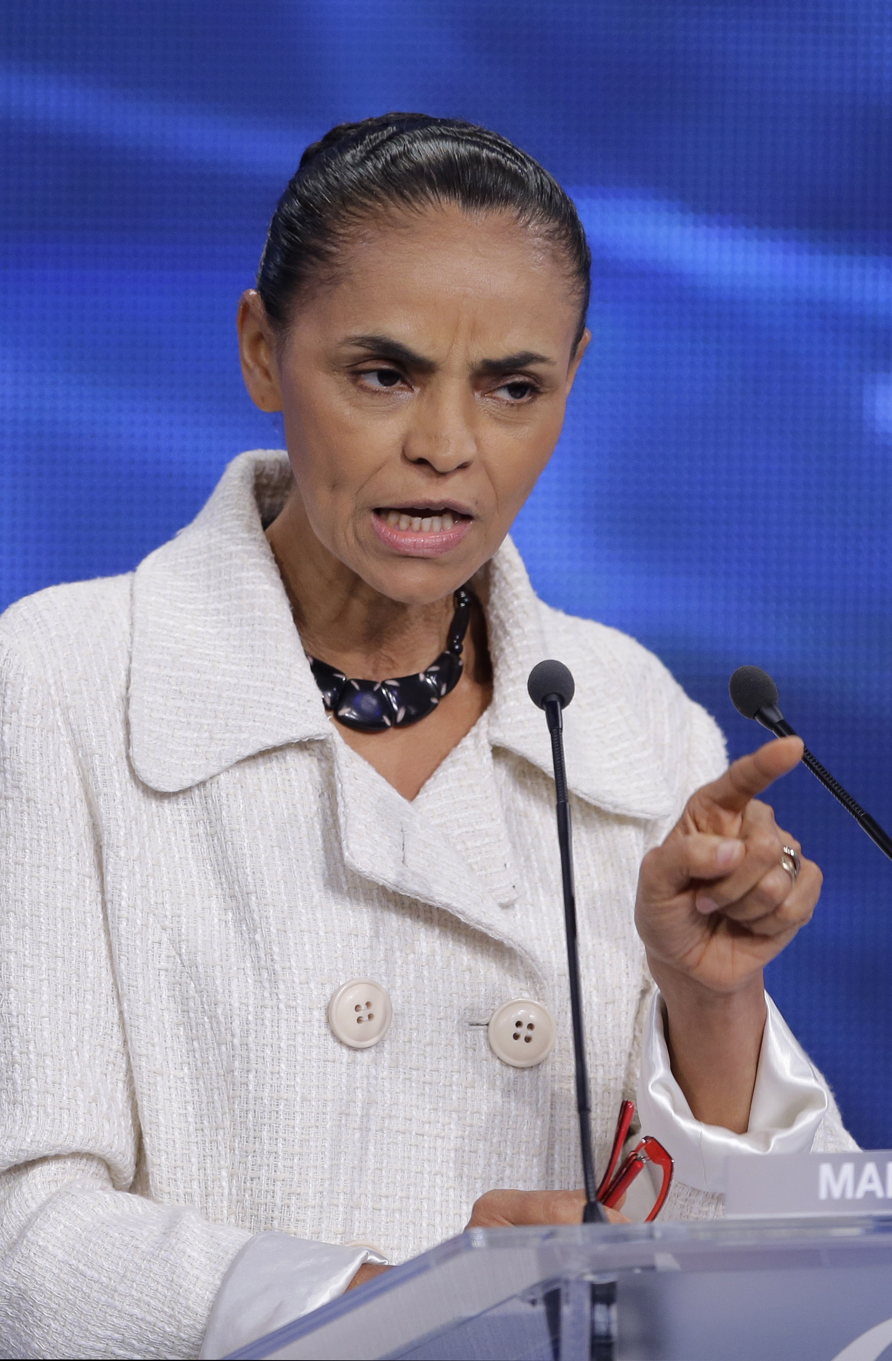 Doubts surround plane in Brazil campaign
