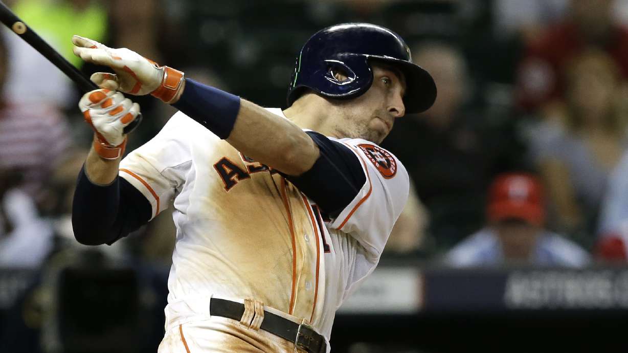 Castro's slam sends McHugh, Astros over Rangers