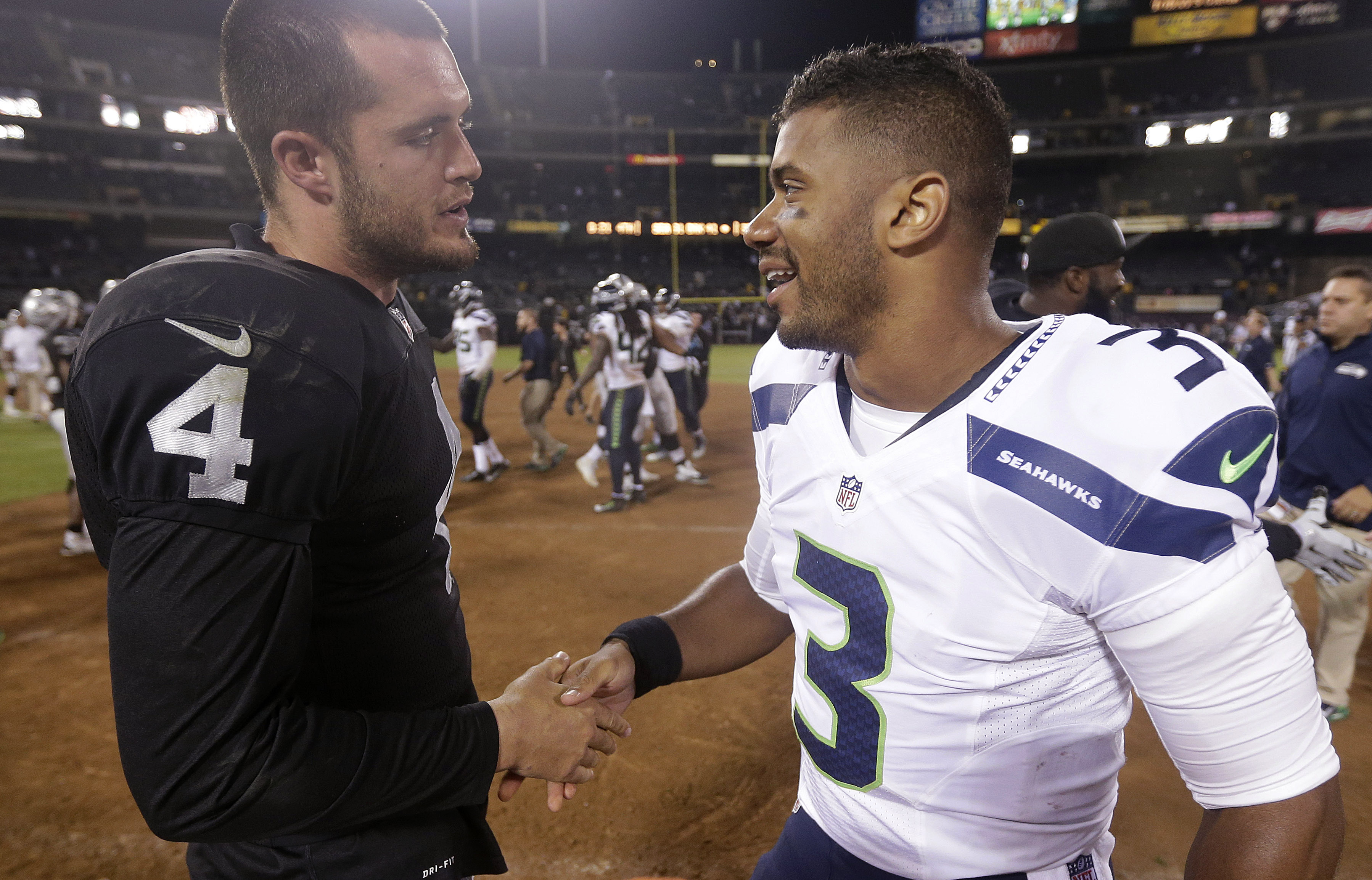 Carr's 3 TDs lead Raiders past Seahawks 41-31