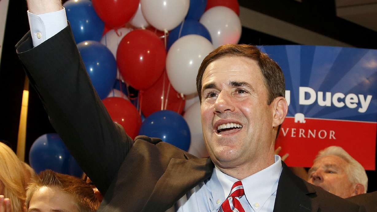 Doug Ducey, Fred DuVal battle for Arizona governor