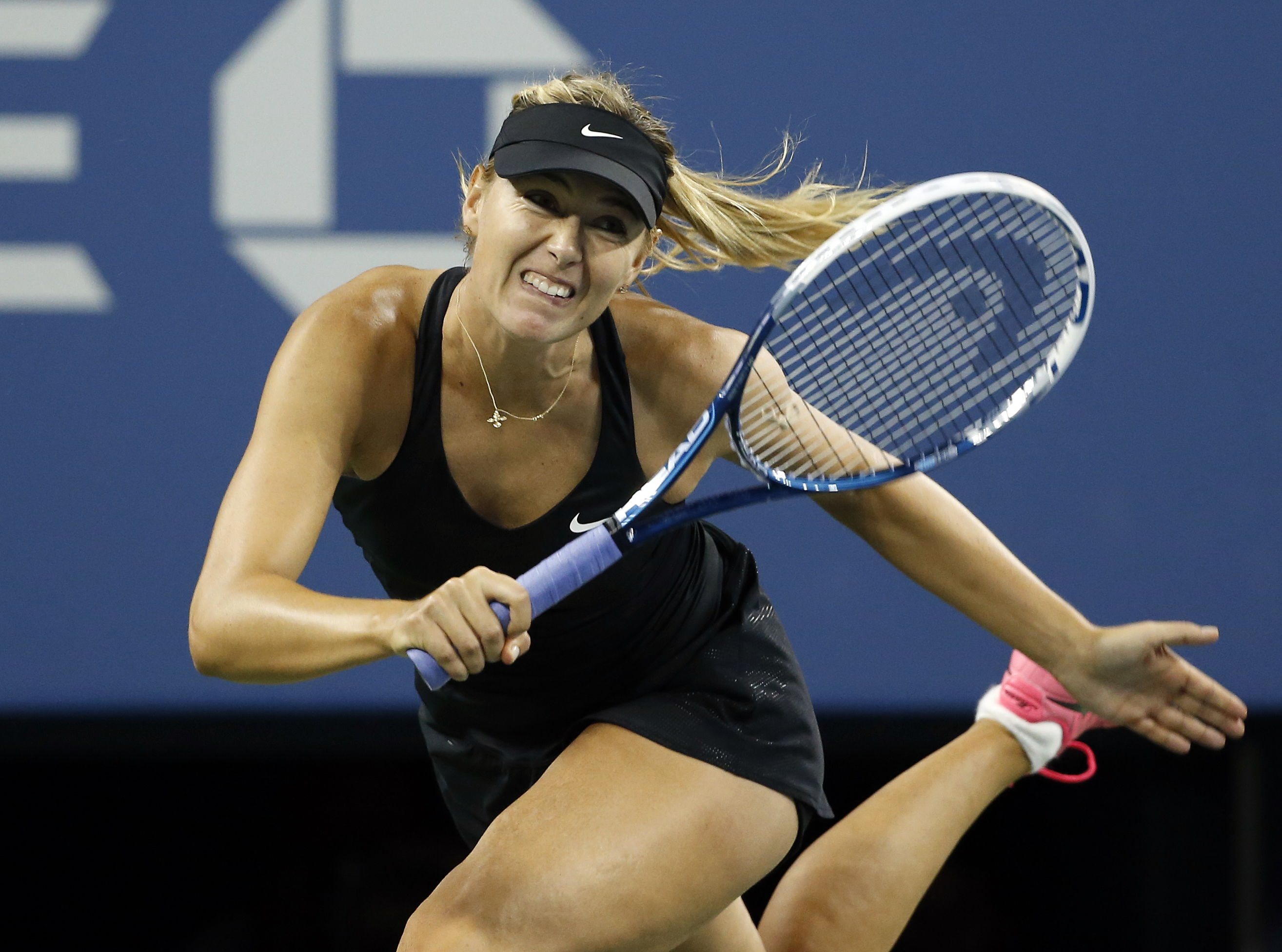 Sharapova gets past Lisicki in 2 sets at US Open