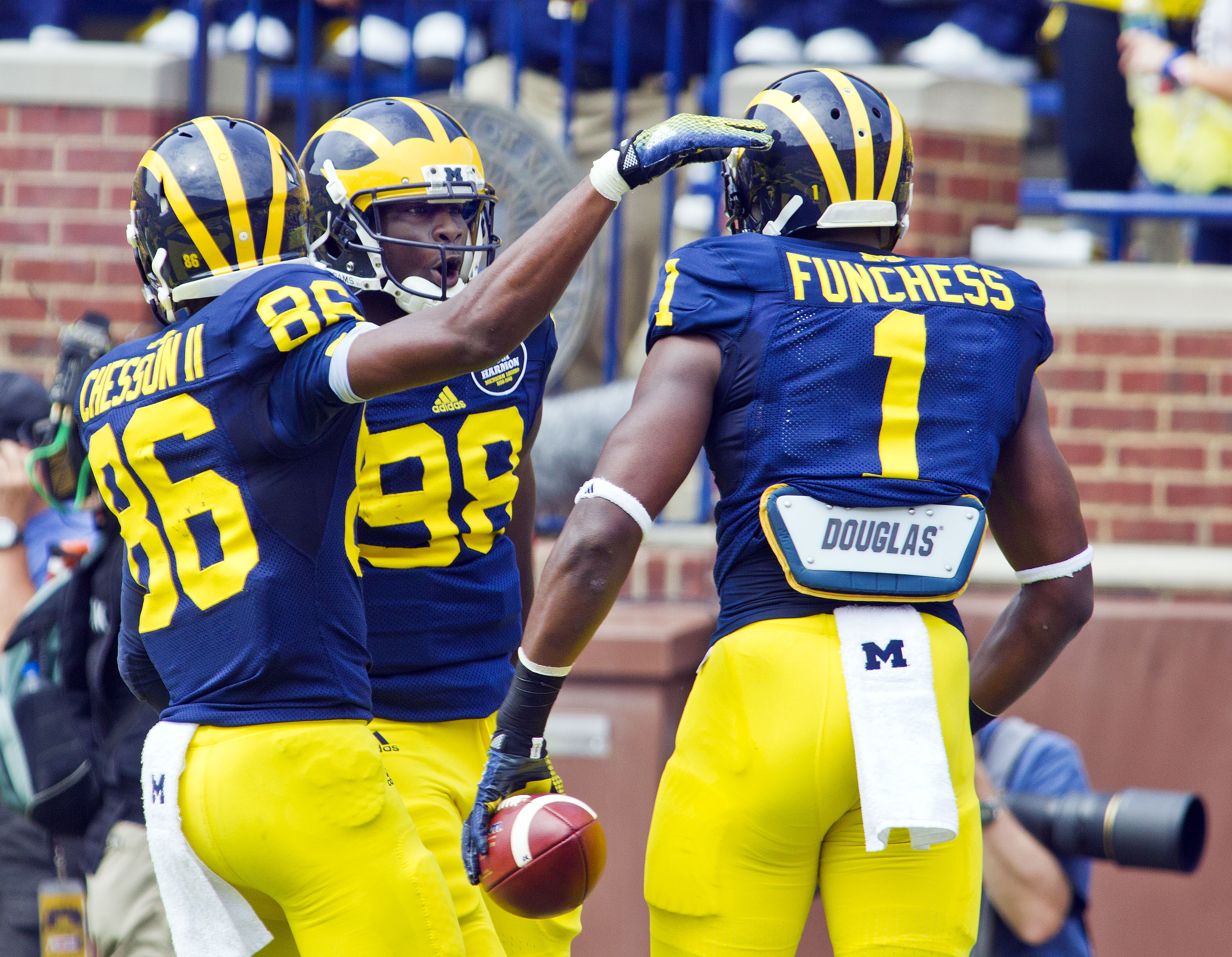 Michigan routs Appalachian State 52-14 in rematch