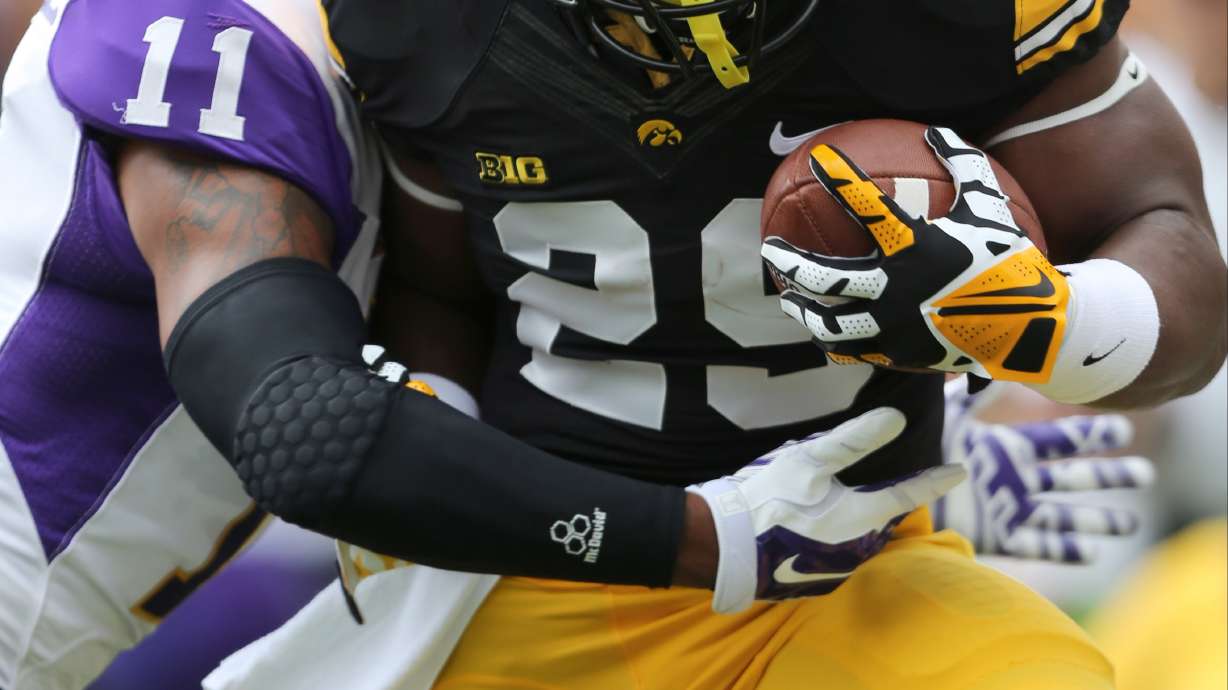 Iowa holds off Northern Iowa 31-23