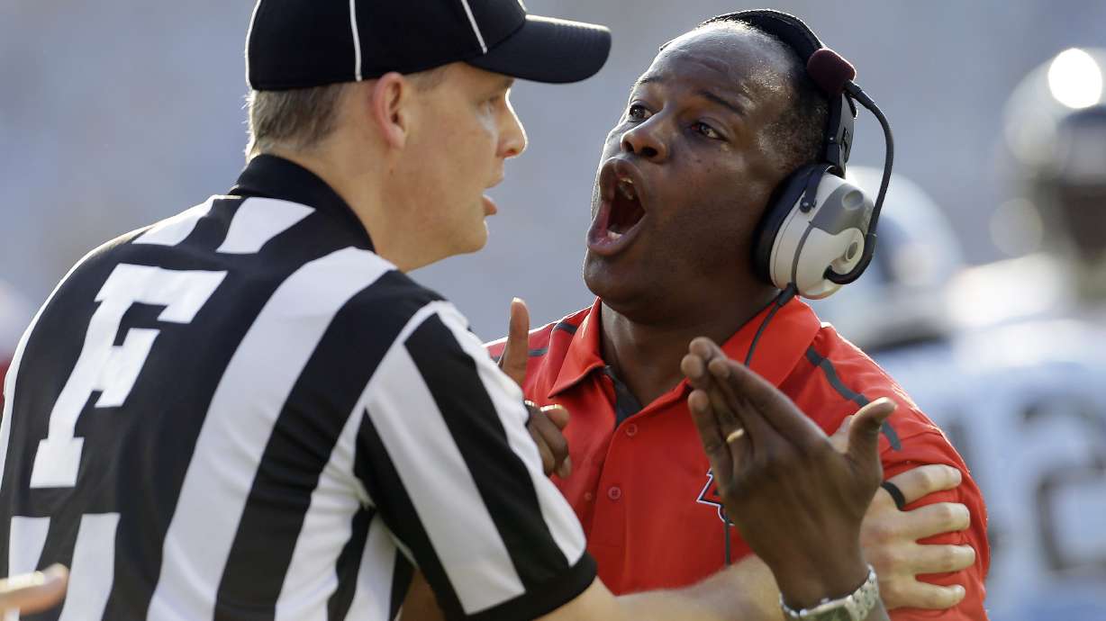 No. 23 Tar Heels beat Flames 56-29 in opener