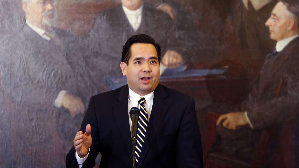 Utah joins states fighting to keep World War I memorial cross from being torn down