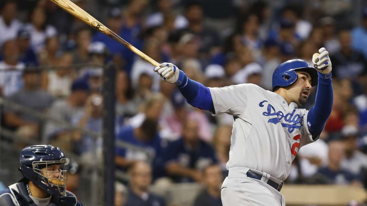 Amarista's 10th-inning single beats Dodgers