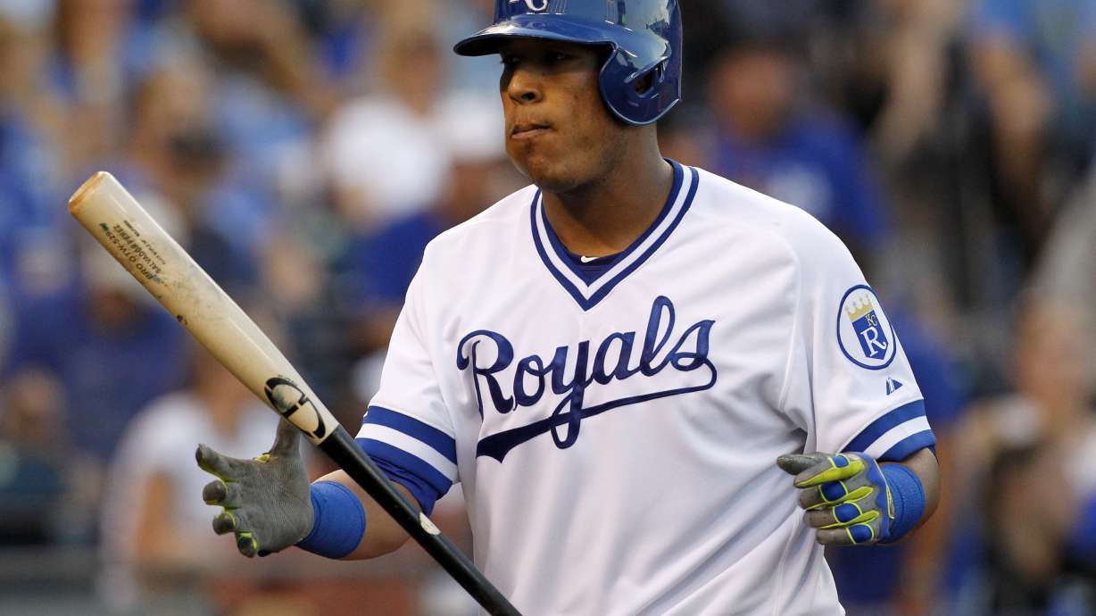 Slumping Royals lose 3-2 to Indians in 11 innings